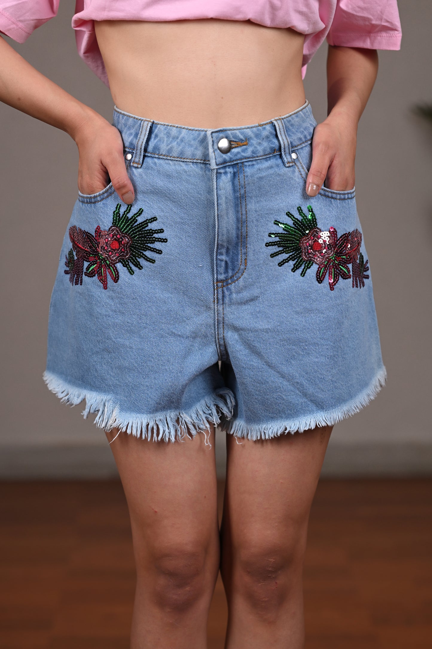 DENIM SHORTS in BLUE COLOR