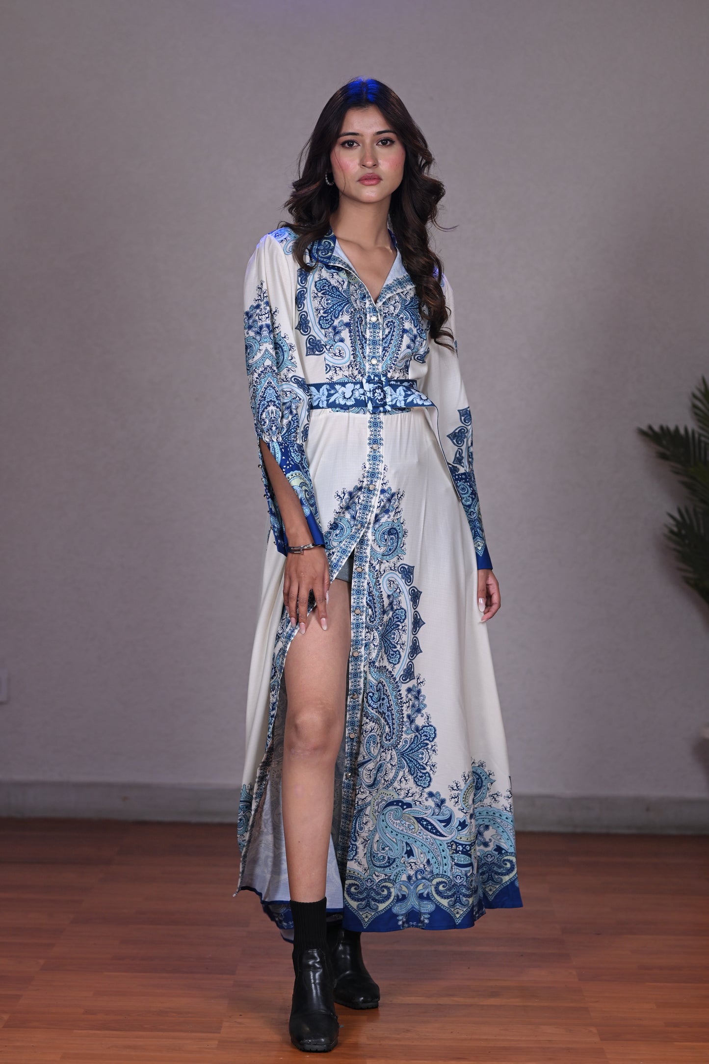 WHITE & BLUE LONG DRESS SILK COTTON IN FREE SIZE